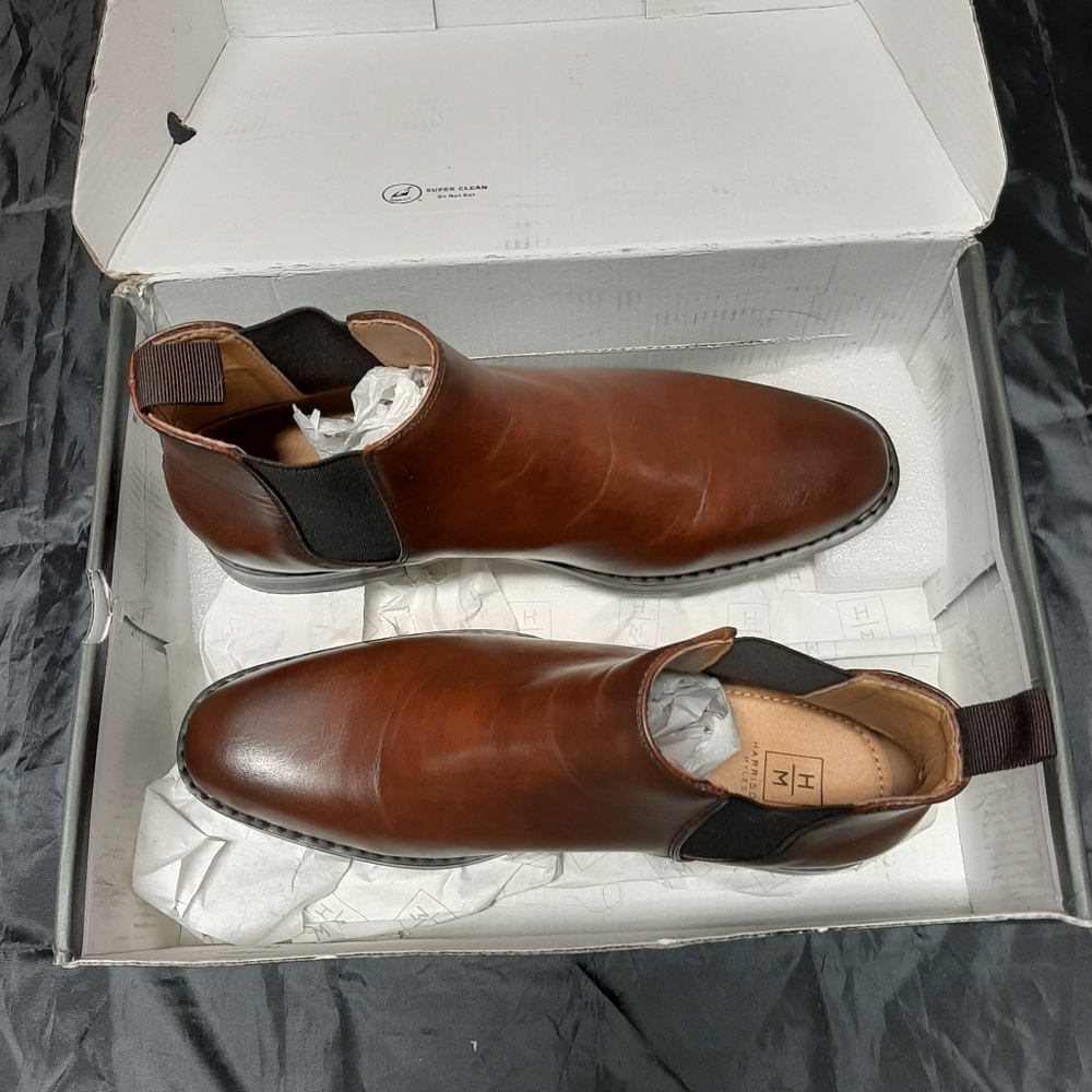 Mens shoes